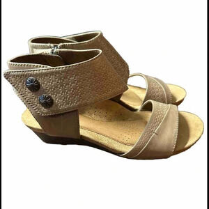 Rockport Cobb Hill Collection Women Hollywood 2 Cuff Khaki Vintage Size 6 NIB